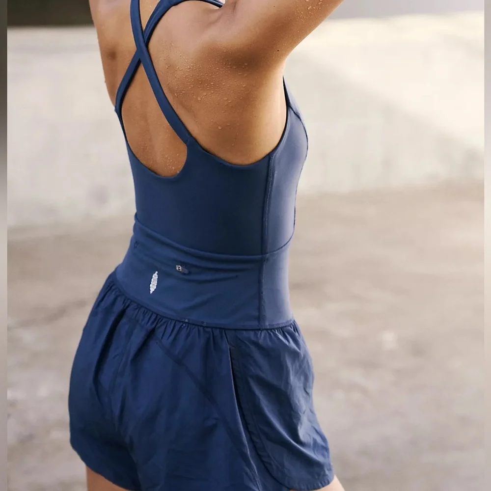 FREE PEOPLE Free People Movement Righteous Runsie NWT Size XS - Picture 2 of 10